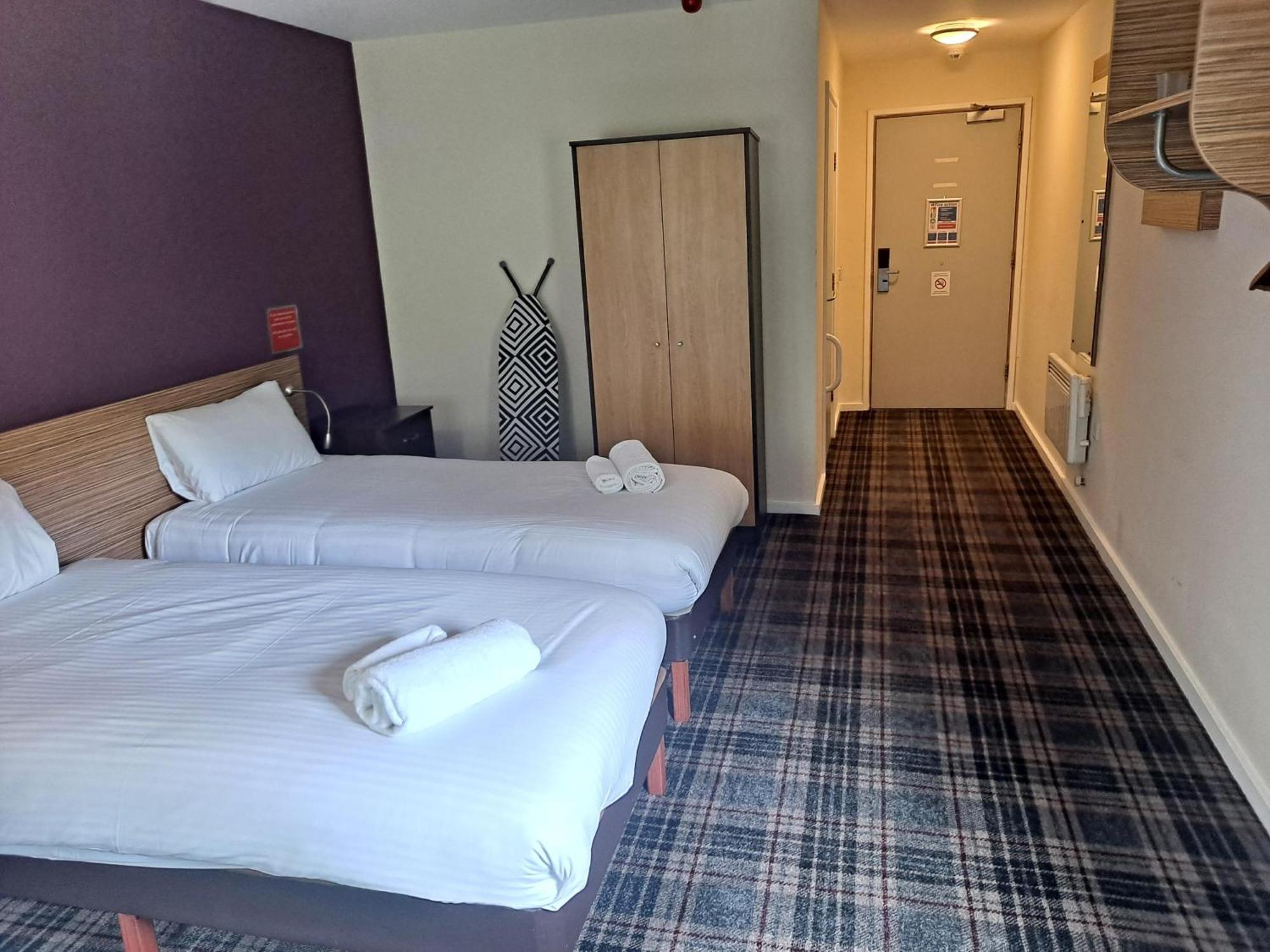 Britannia Edinburgh Hotel Bagian luar foto
