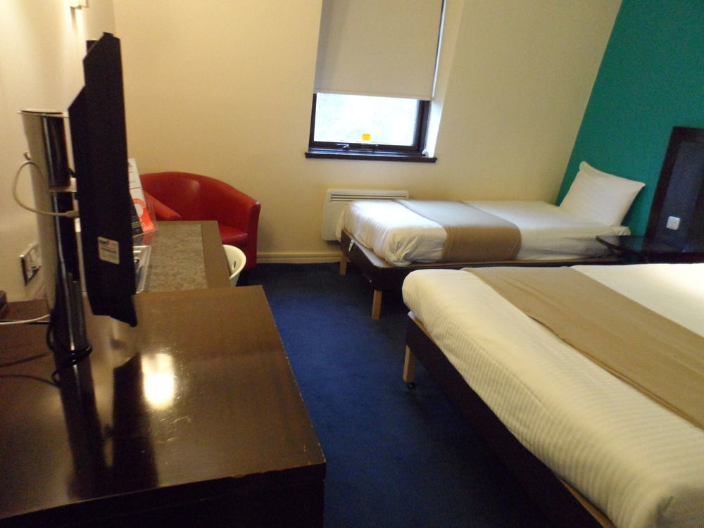 Britannia Edinburgh Hotel Bagian luar foto